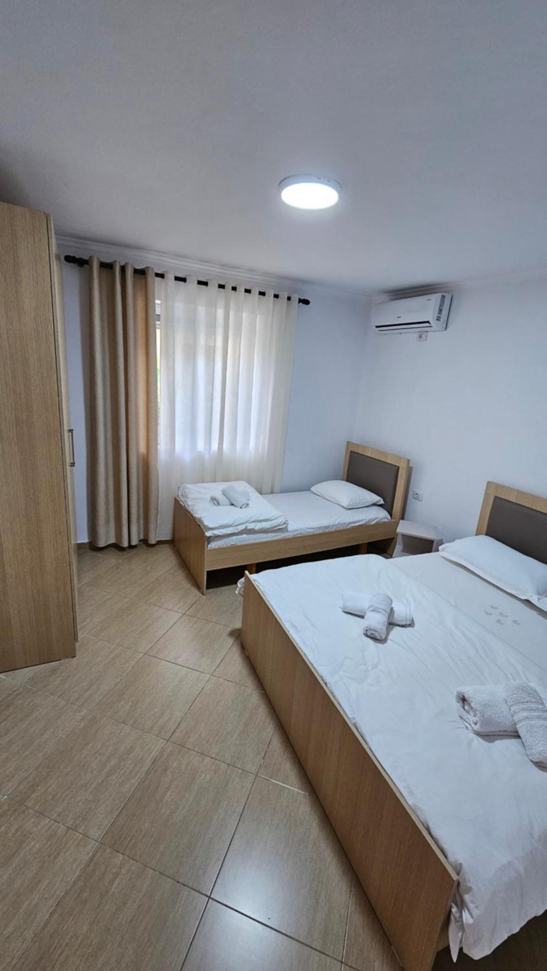 Aliaj Guest House Berat Exterior foto