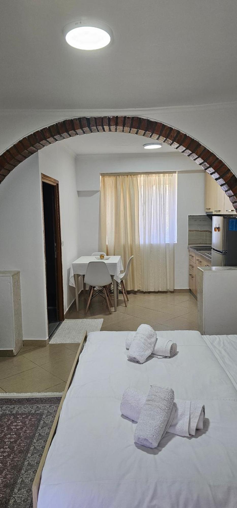 Aliaj Guest House Berat Exterior foto